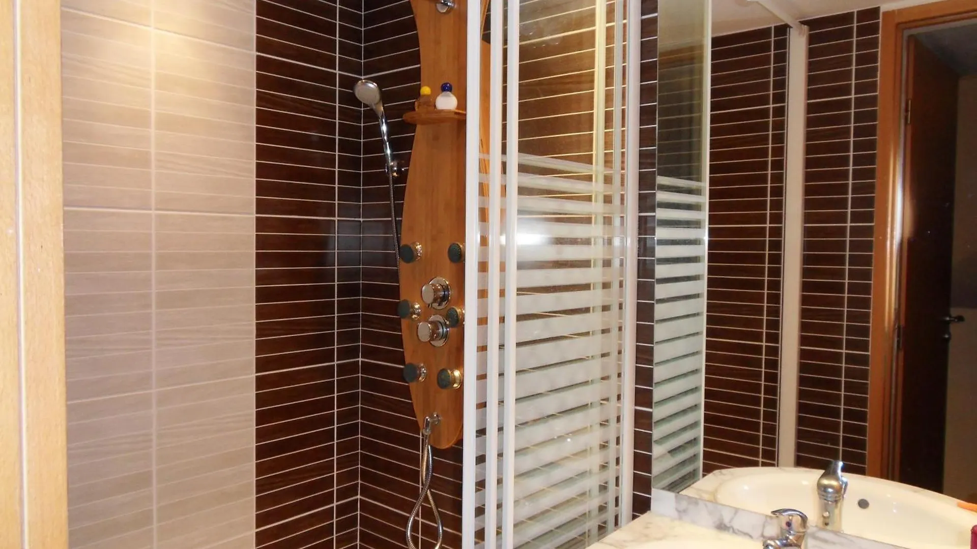 Bed and Breakfast Le Jardin D'Ivana Chambres D'Hotes B&B Avec Piscine Chauffee Oppède Γαλλία