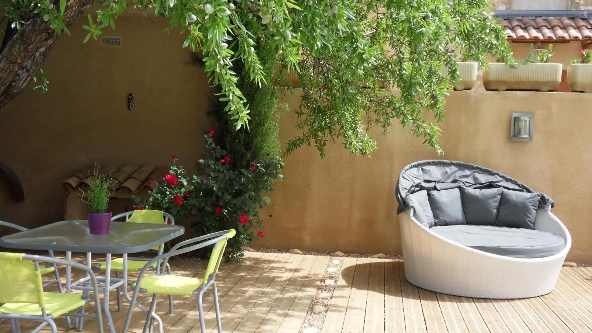 Bed and Breakfast Le Jardin D'Ivana Chambres D'Hotes B&B Avec Piscine Chauffee Oppède