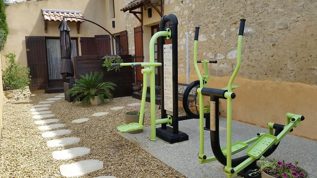 Le Jardin D'Ivana Chambres D'Hotes B&B Avec Piscine Chauffee Oppède