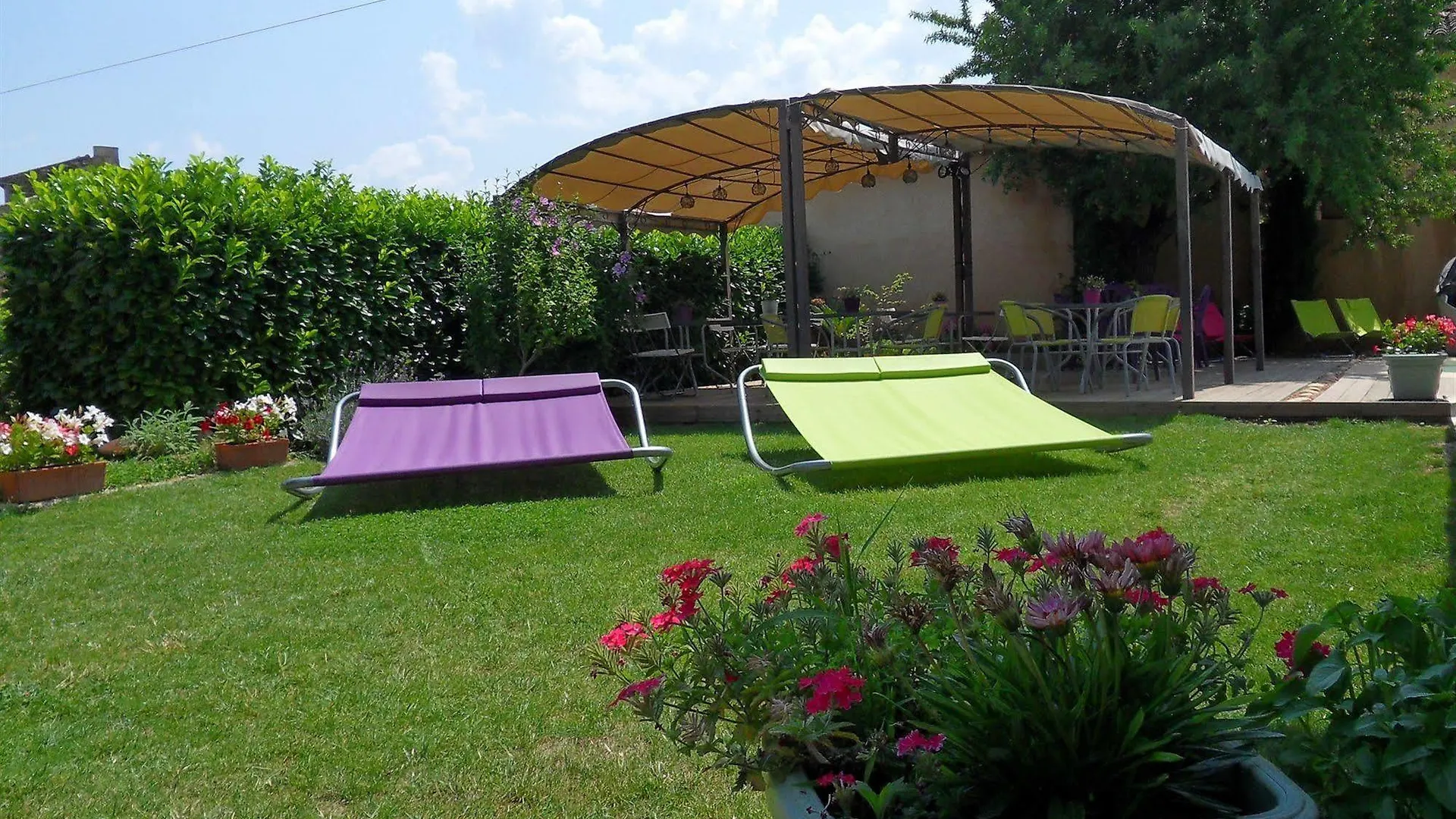 Le Jardin D'Ivana Chambres D'Hotes B&B Avec Piscine Chauffee Oppède 0*,  Γαλλία