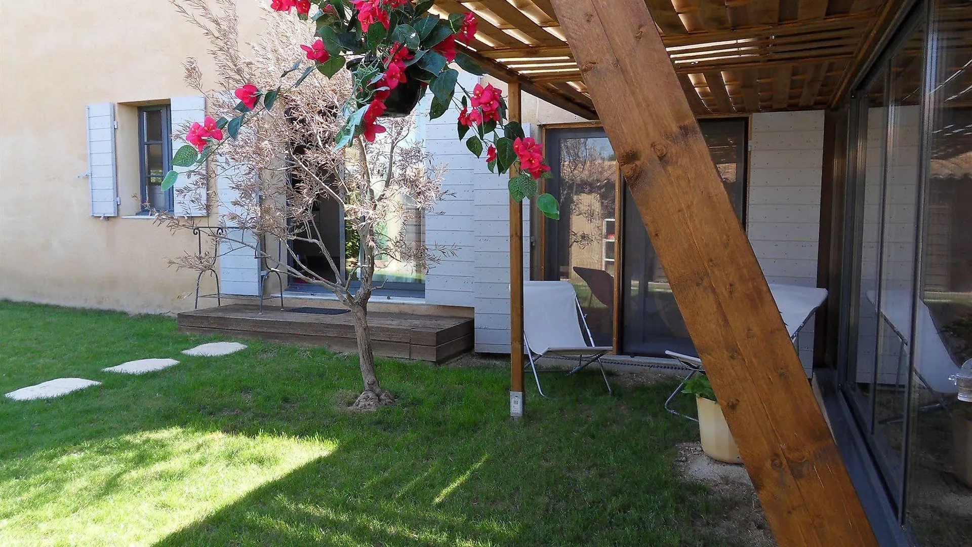 Bed and Breakfast Le Jardin D'Ivana Chambres D'Hotes B&B Avec Piscine Chauffee Oppède