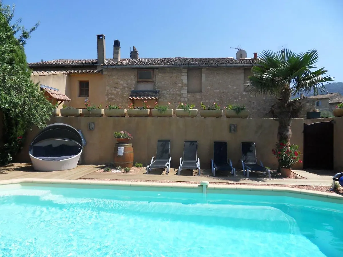 Le Jardin D'Ivana Chambres D'Hotes B&B Avec Piscine Chauffee Oppède 0*,  Γαλλία